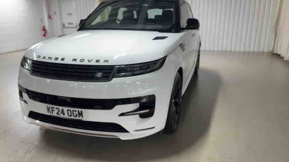More views of Land Rover Range Rover Sport