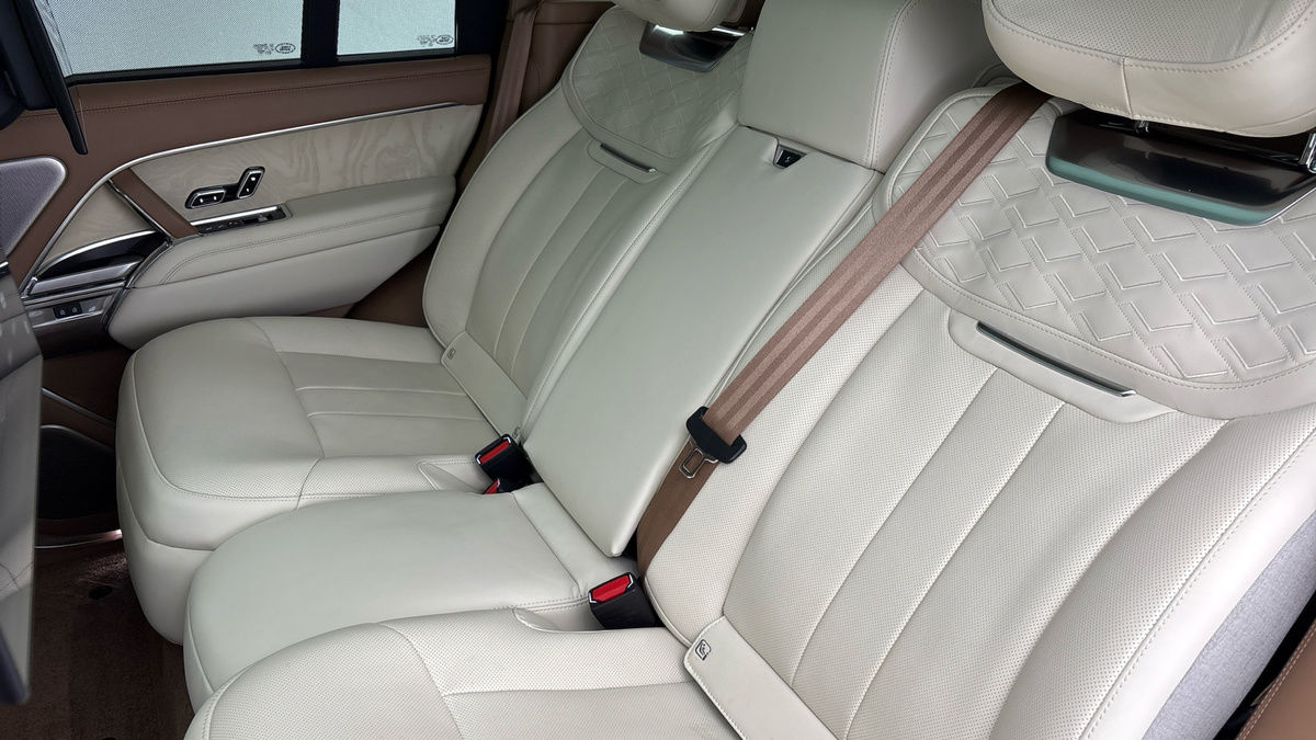 Land Rover Range Rover Image 8