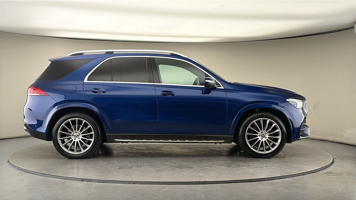 Mercedes-Benz GLE Image 16