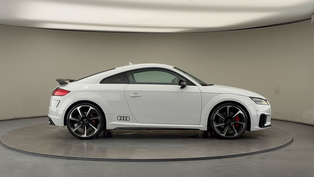 Audi TTS Image 16