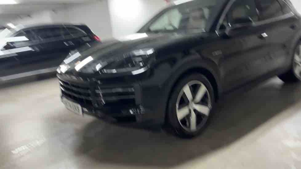 More views of Porsche Cayenne