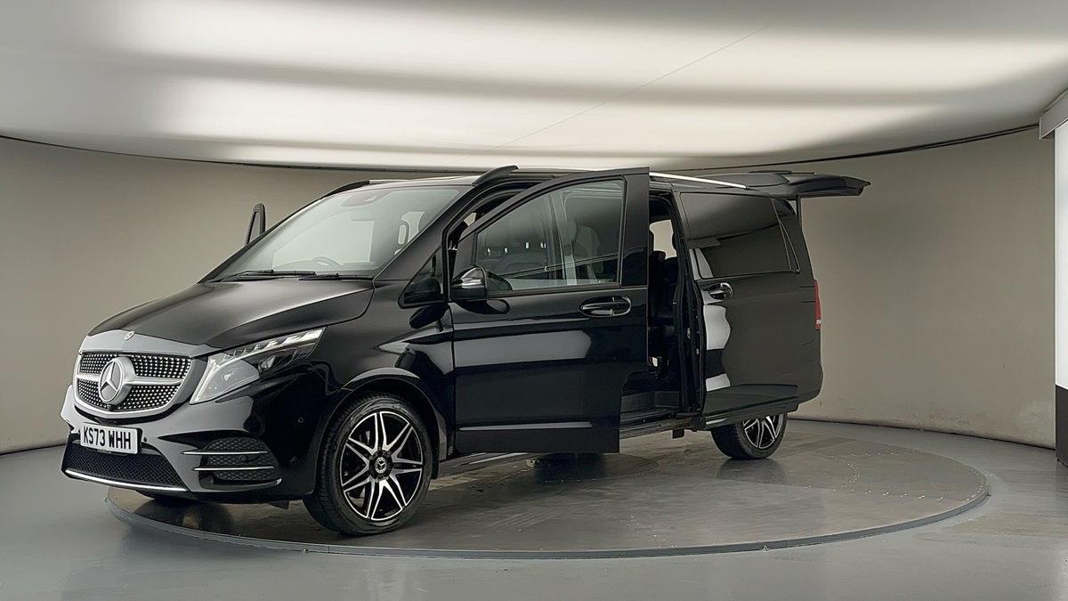 Mercedes-Benz V Class Image 22