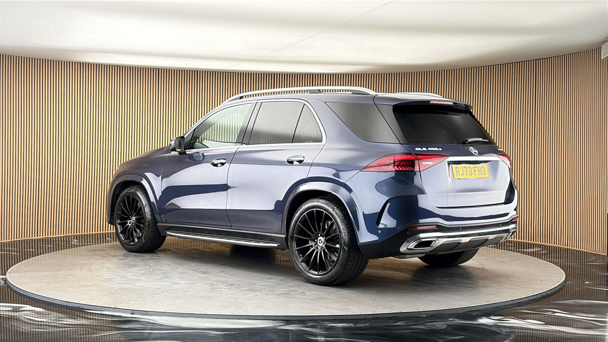 More views of Mercedes-Benz GLE