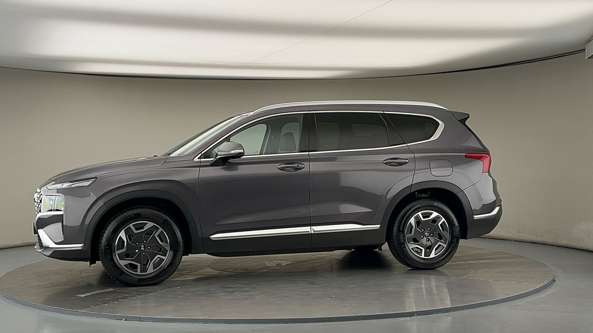 More views of Hyundai Santa Fe