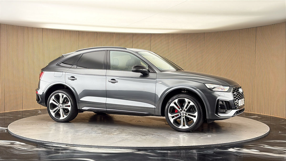 More views of Audi Q5