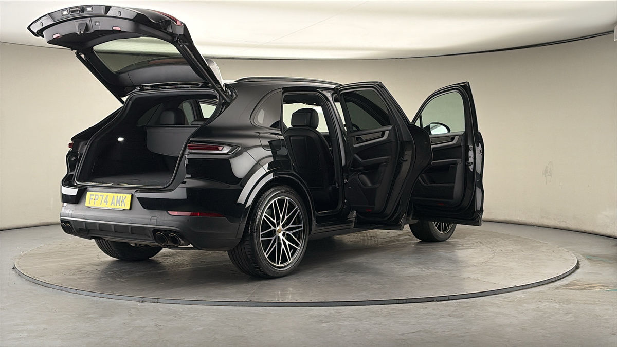 More views of Porsche Cayenne