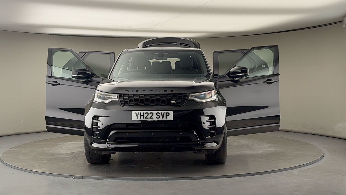 More views of Land Rover Discovery