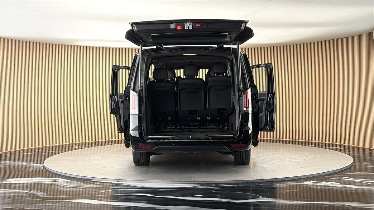 More views of Mercedes-Benz V Class