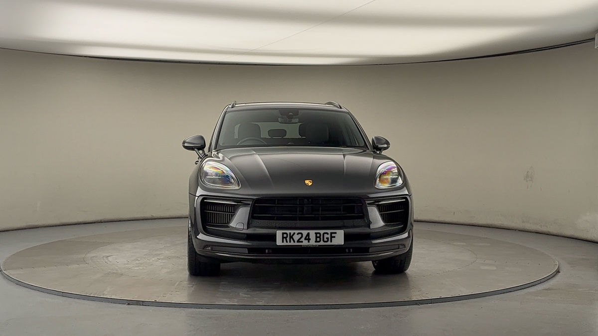 More views of Porsche Macan