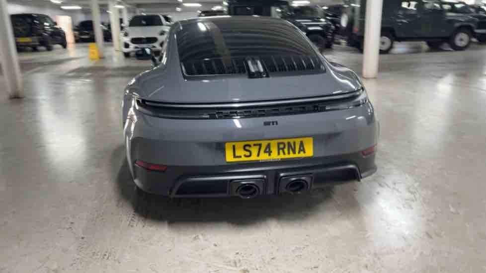 More views of Porsche 911