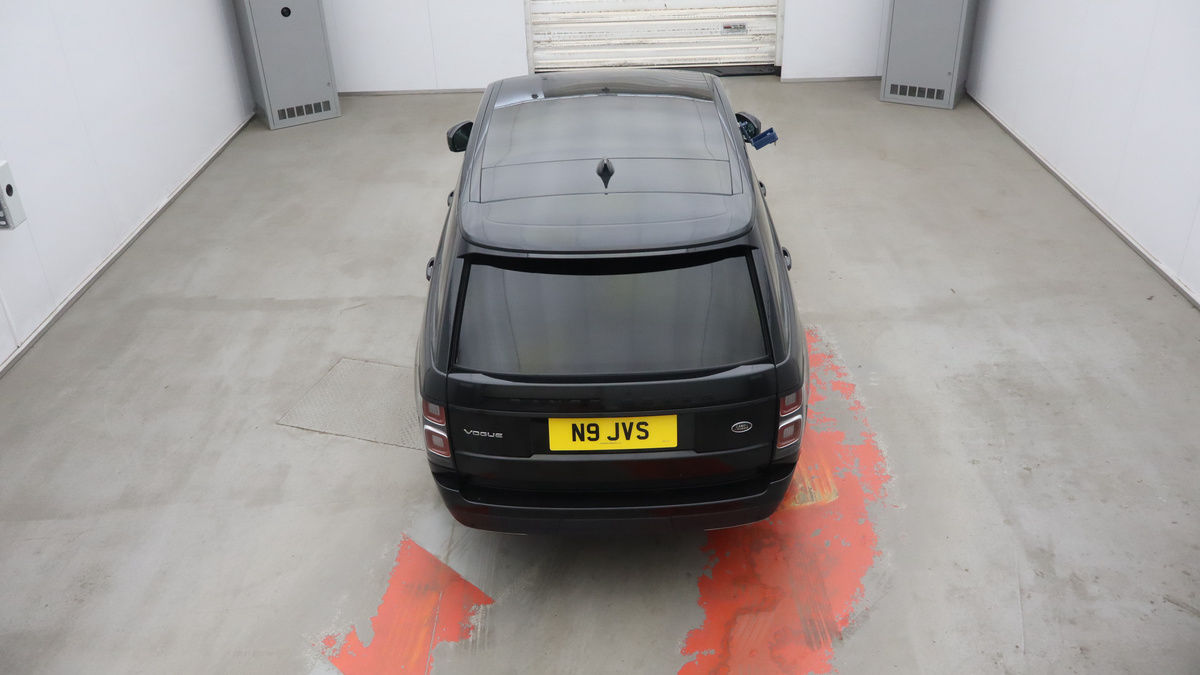 Land Rover Range Rover Image 8