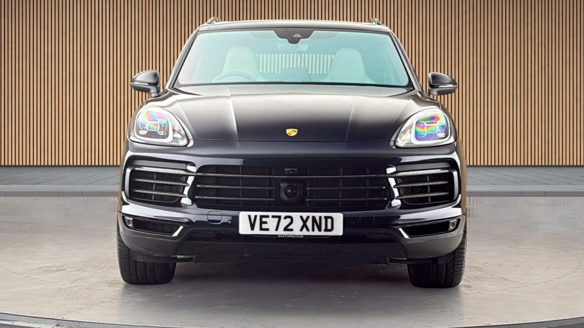 Porsche Cayenne Image 3