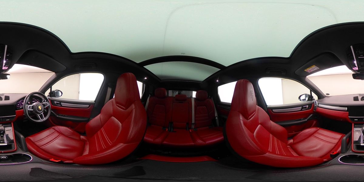 More views of Porsche Cayenne