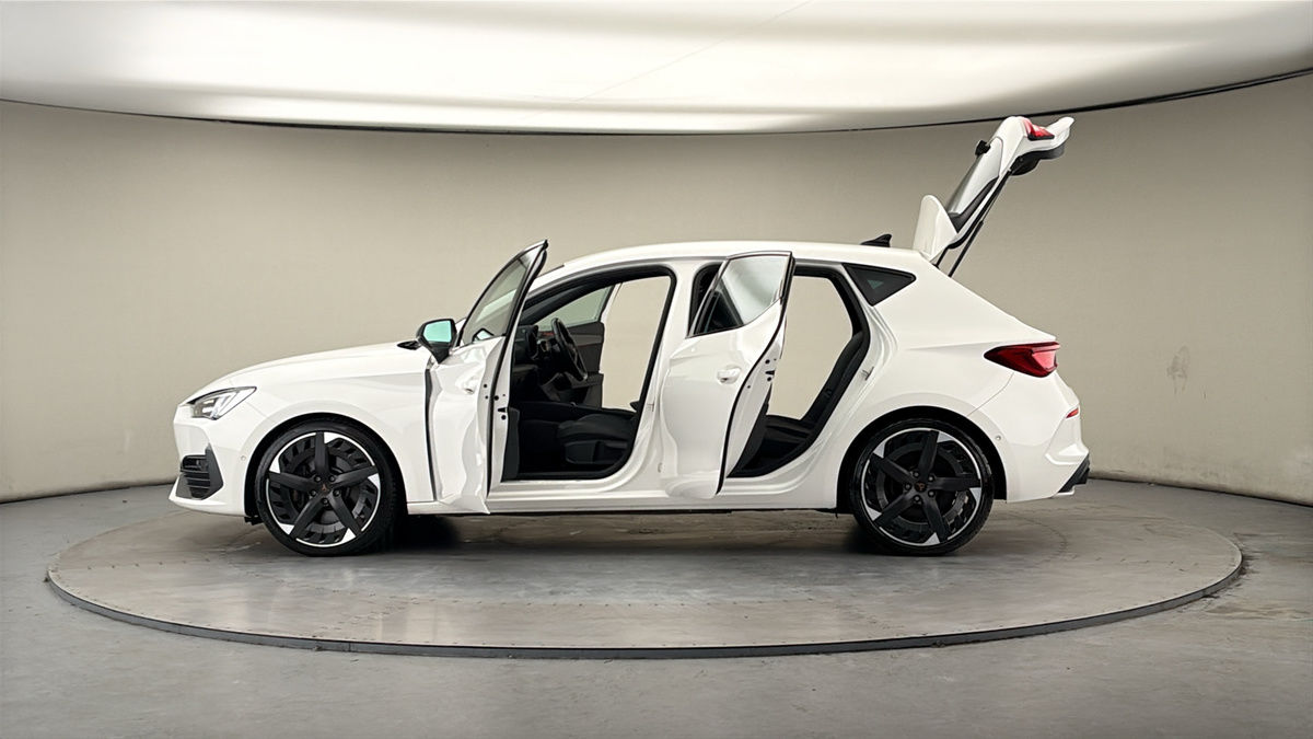 More views of CUPRA Leon