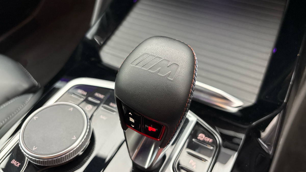 More views of BMW X4 M