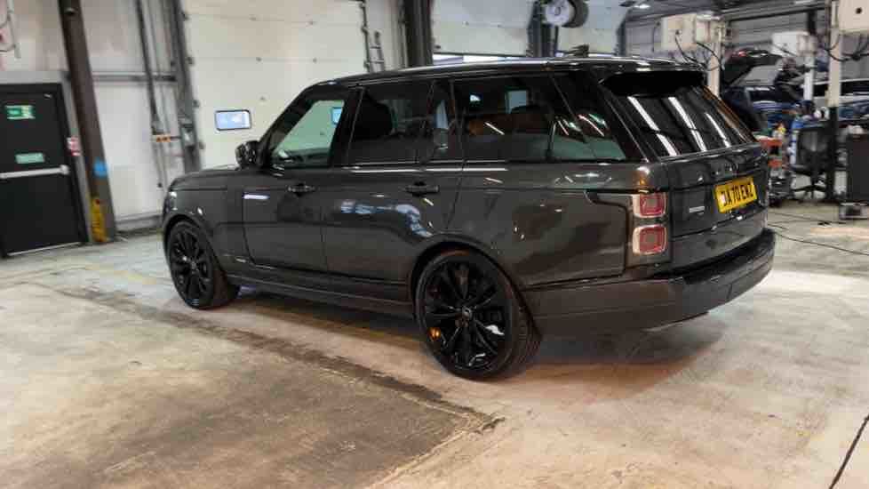 More views of Land Rover Range Rover