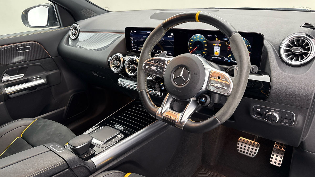 Mercedes-Benz GLA Image 5