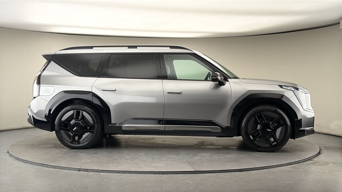 More views of Kia EV9