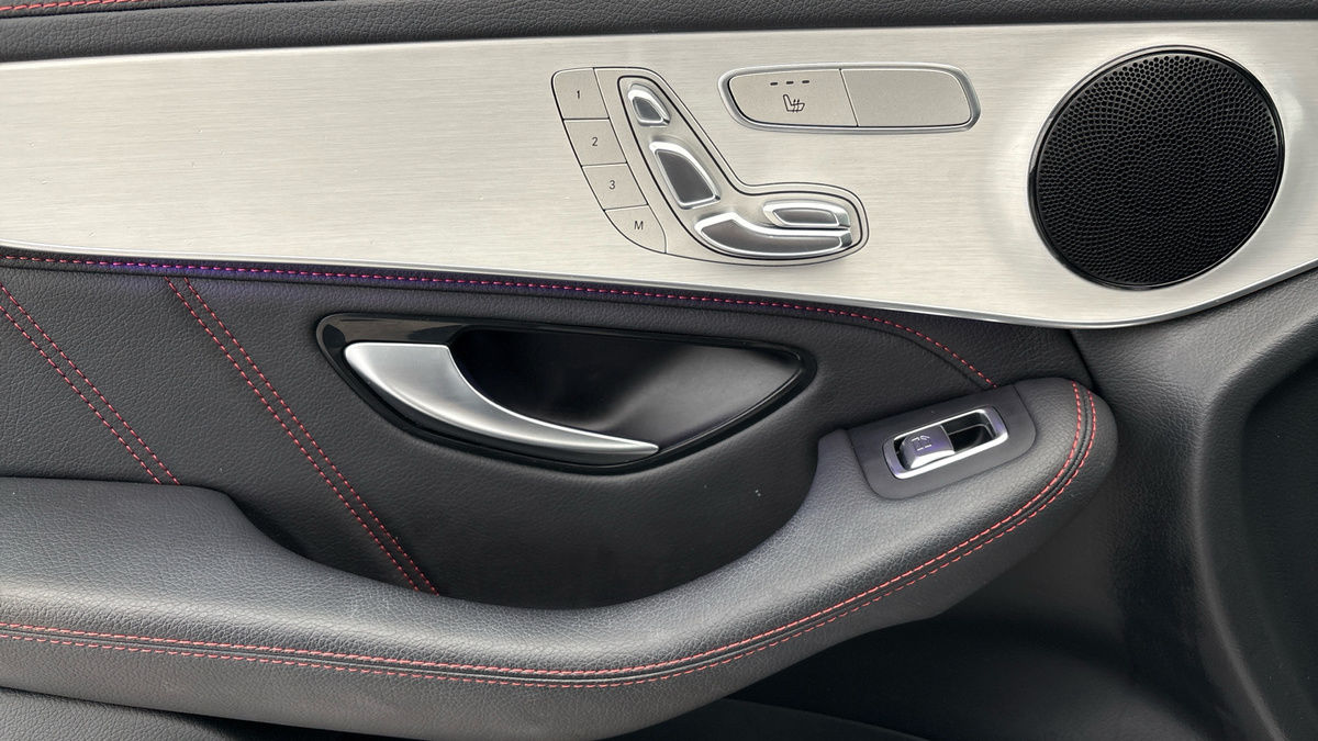 Mercedes-Benz GLC Image 19