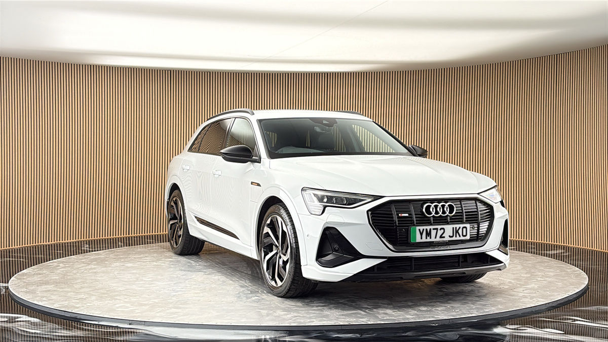 More views of Audi e-tron