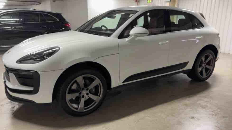 More views of Porsche Macan