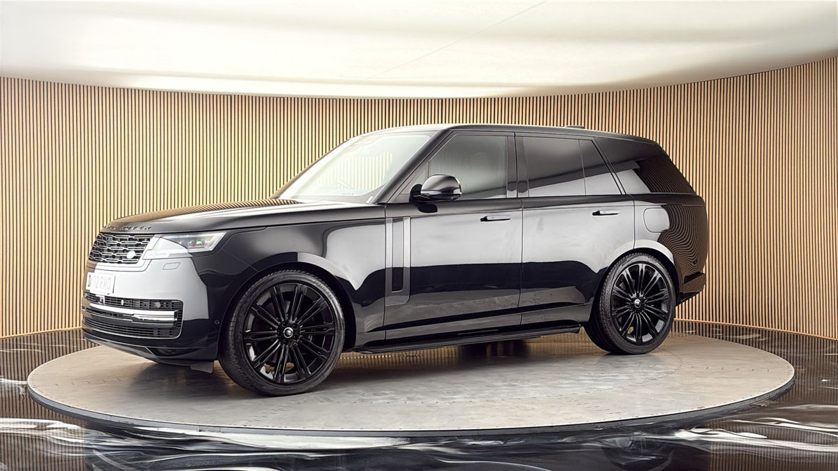 More views of Land Rover Range Rover