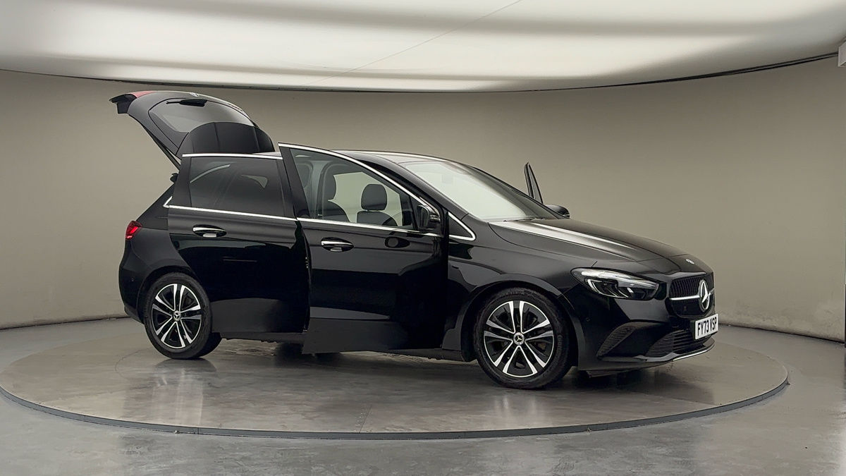 More views of Mercedes-Benz B Class