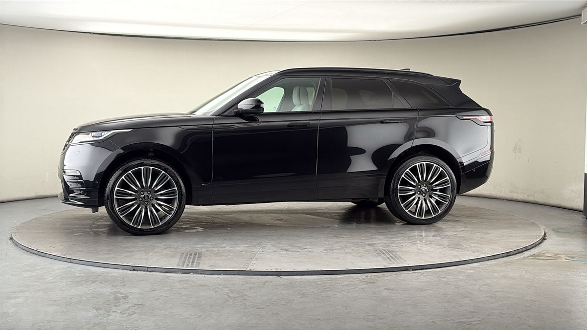 More views of Land Rover Range Rover Velar