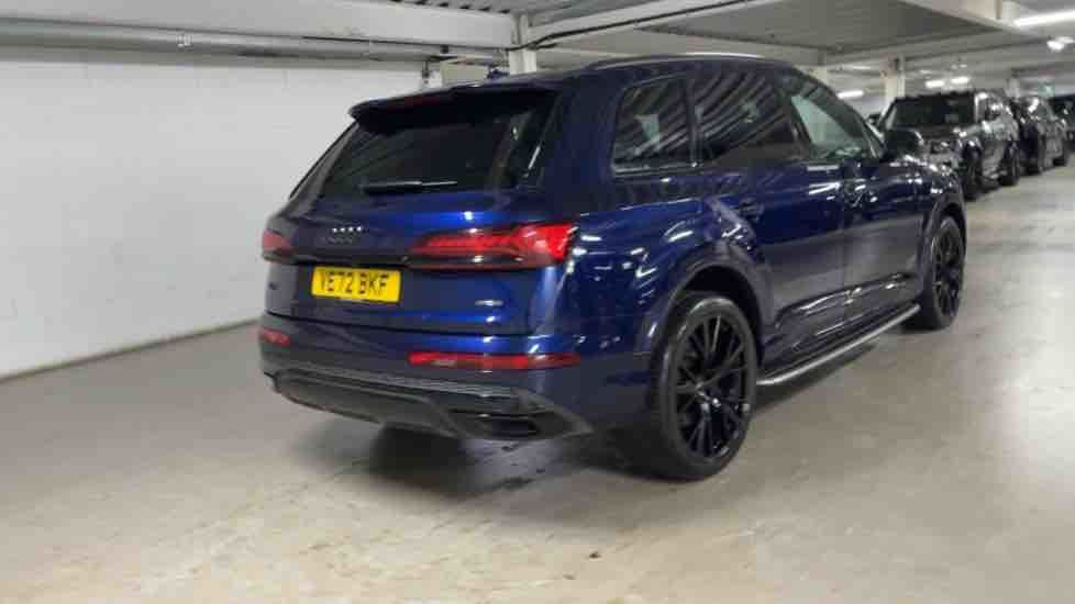 More views of Audi Q7