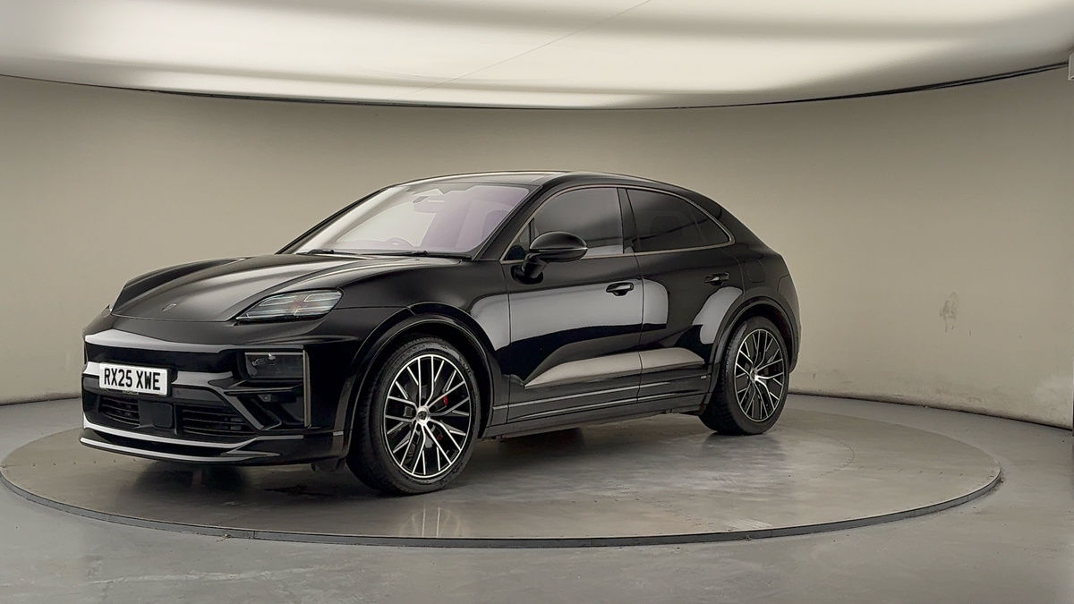 Porsche Macan Image 20