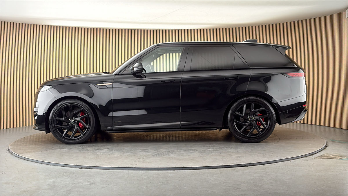 Land Rover Range Rover Sport Image 15