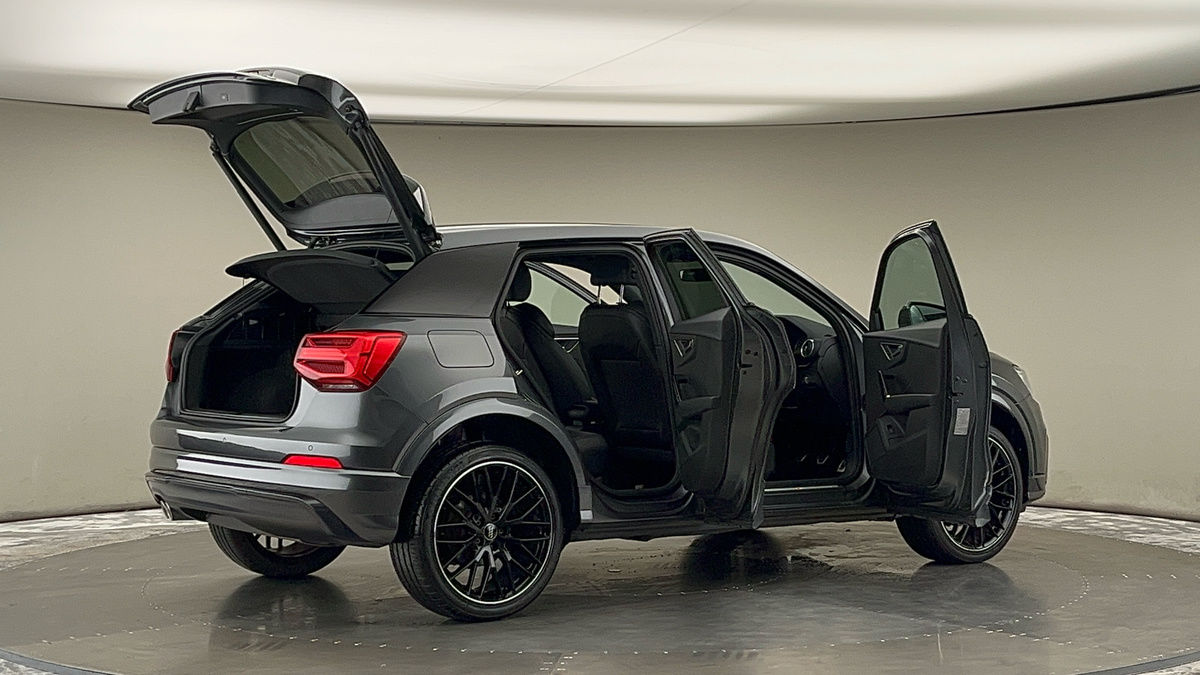 More views of Audi Q2