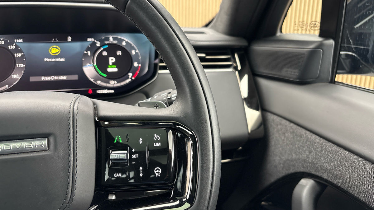 Land Rover Range Rover Sport Image 14