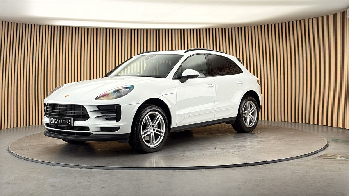Porsche Macan Image 20