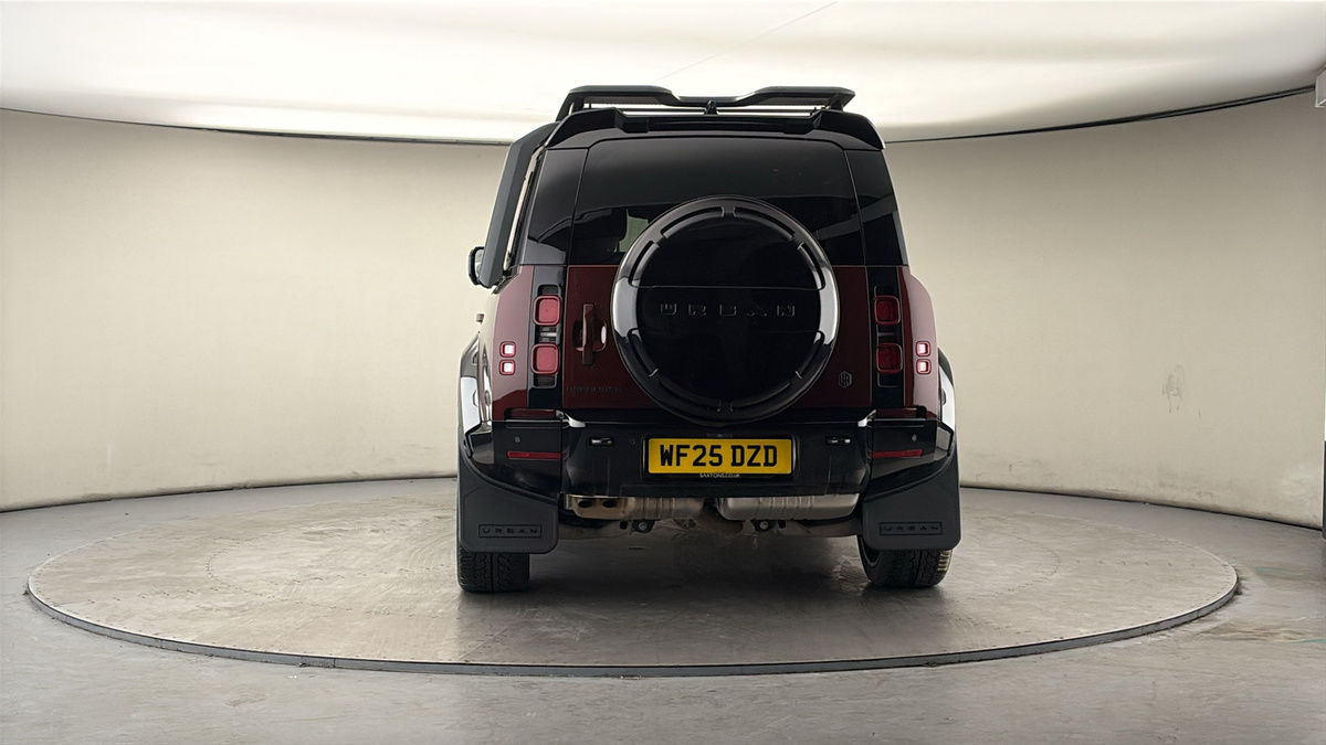 More views of Land Rover Defender 110