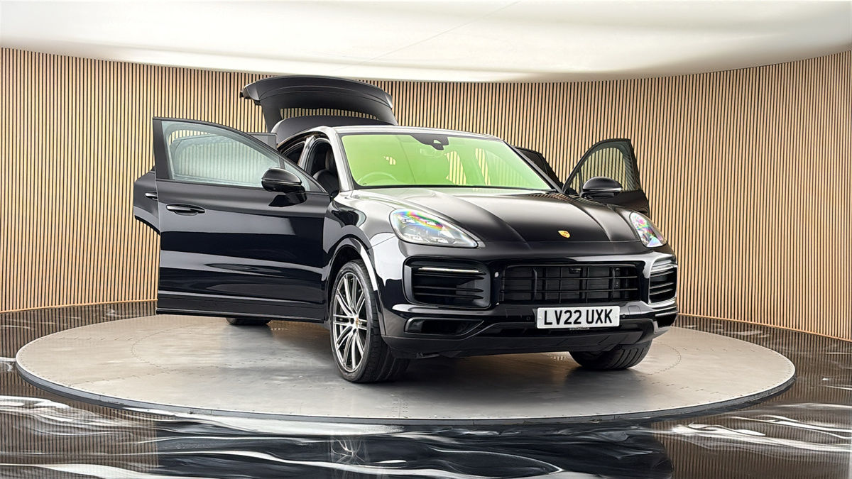 More views of Porsche Cayenne