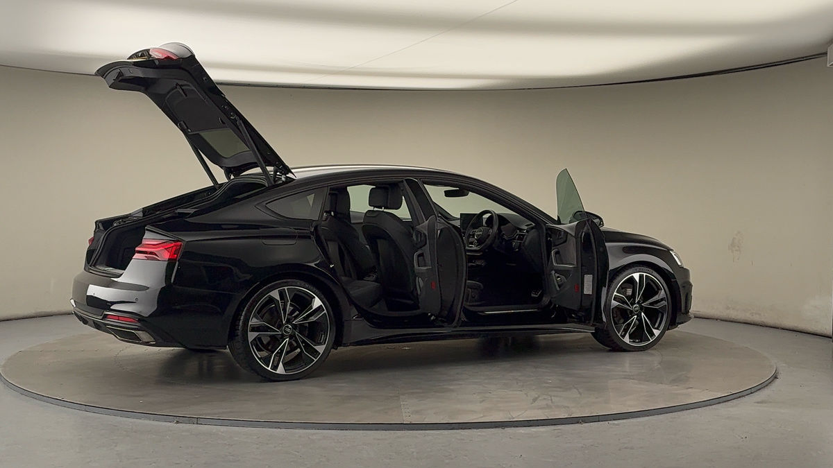 More views of Audi A5