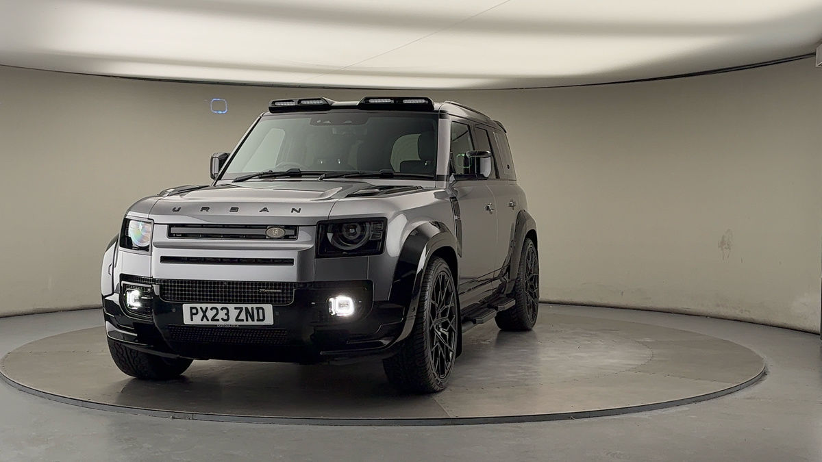 More views of Land Rover Defender 110