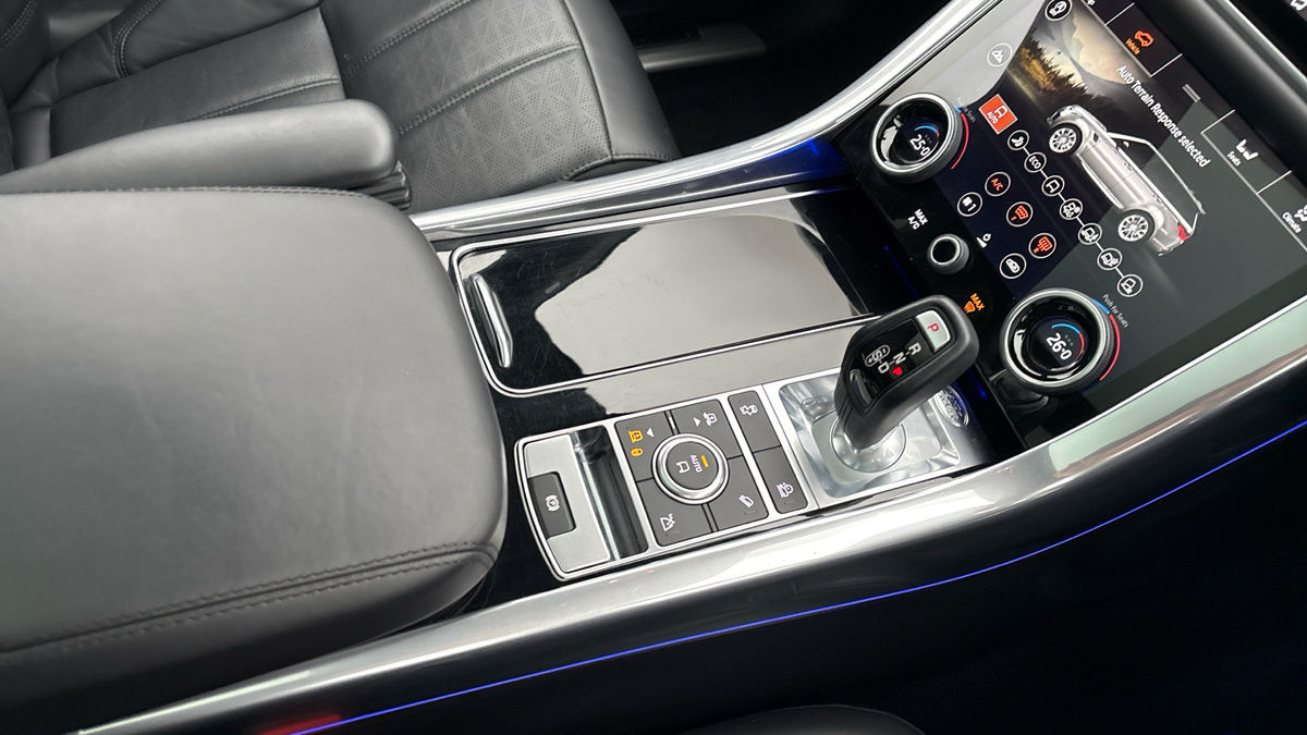 Land Rover Range Rover Sport Image 18