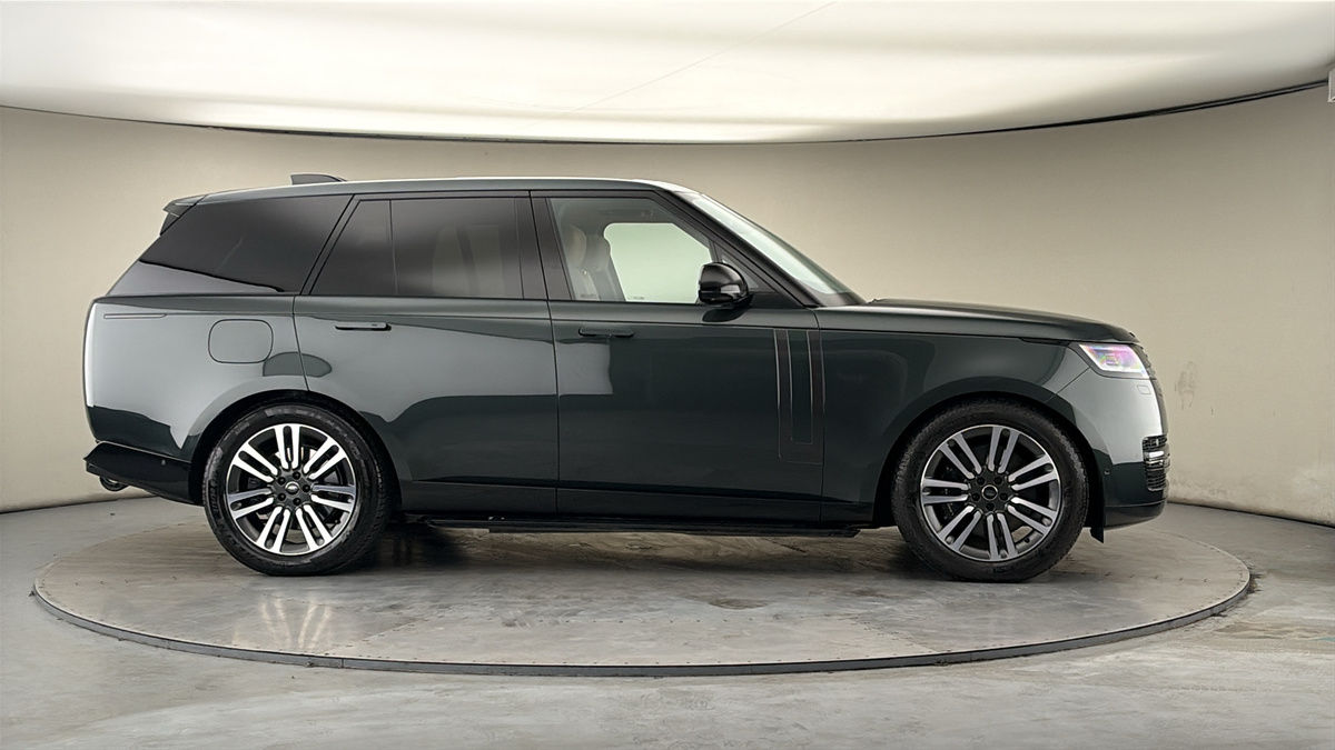 More views of Land Rover Range Rover