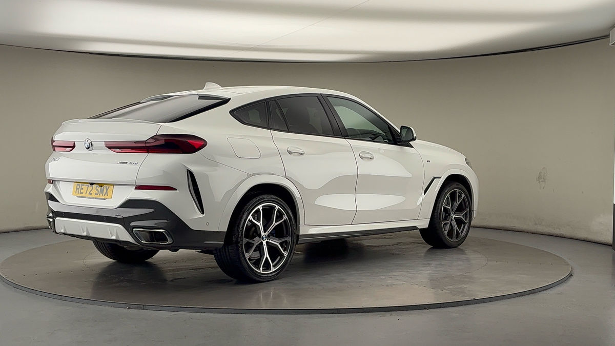 BMW X6 Image 21