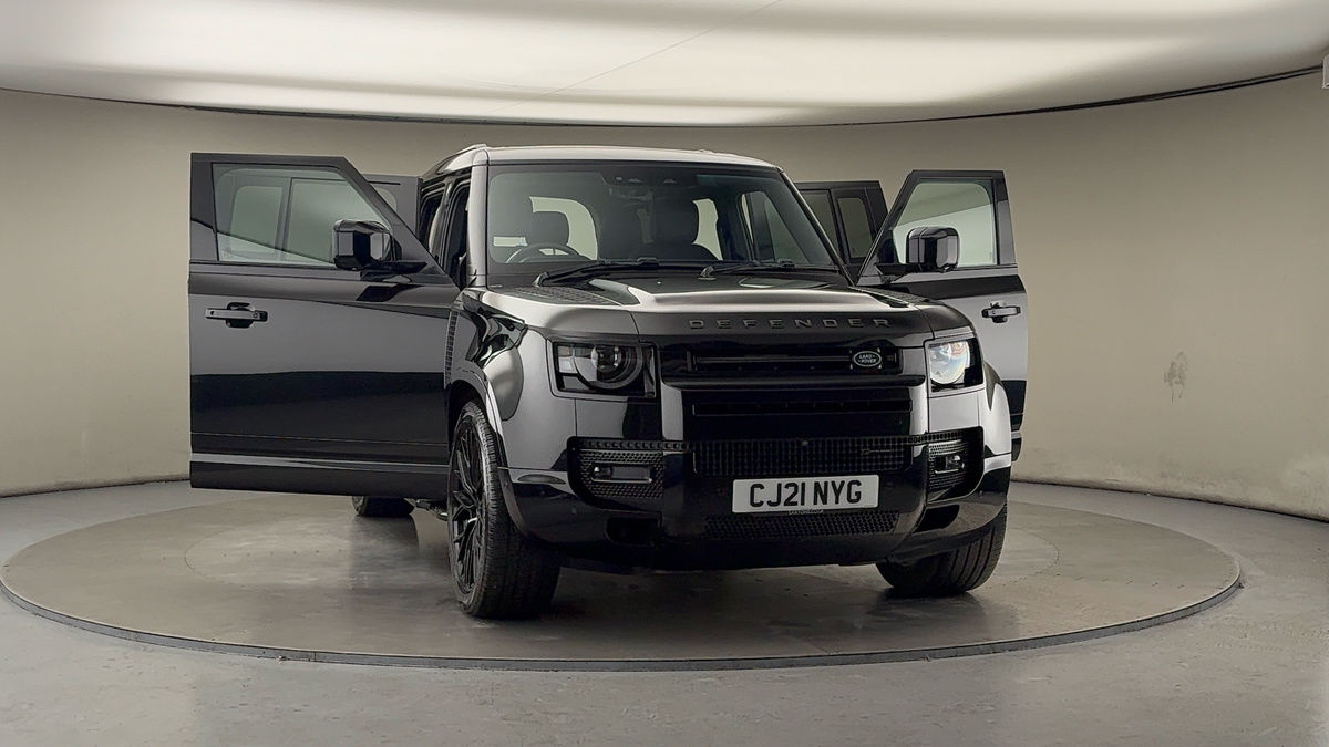 More views of Land Rover Defender 110