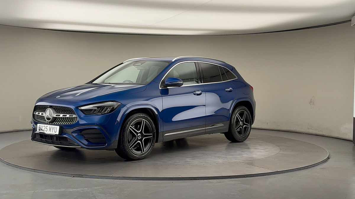 Mercedes-Benz GLA Image 20