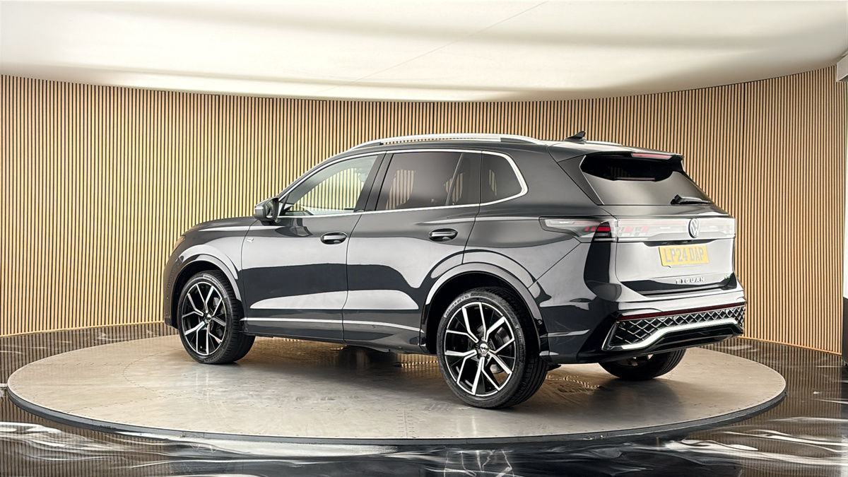 More views of Volkswagen Tiguan