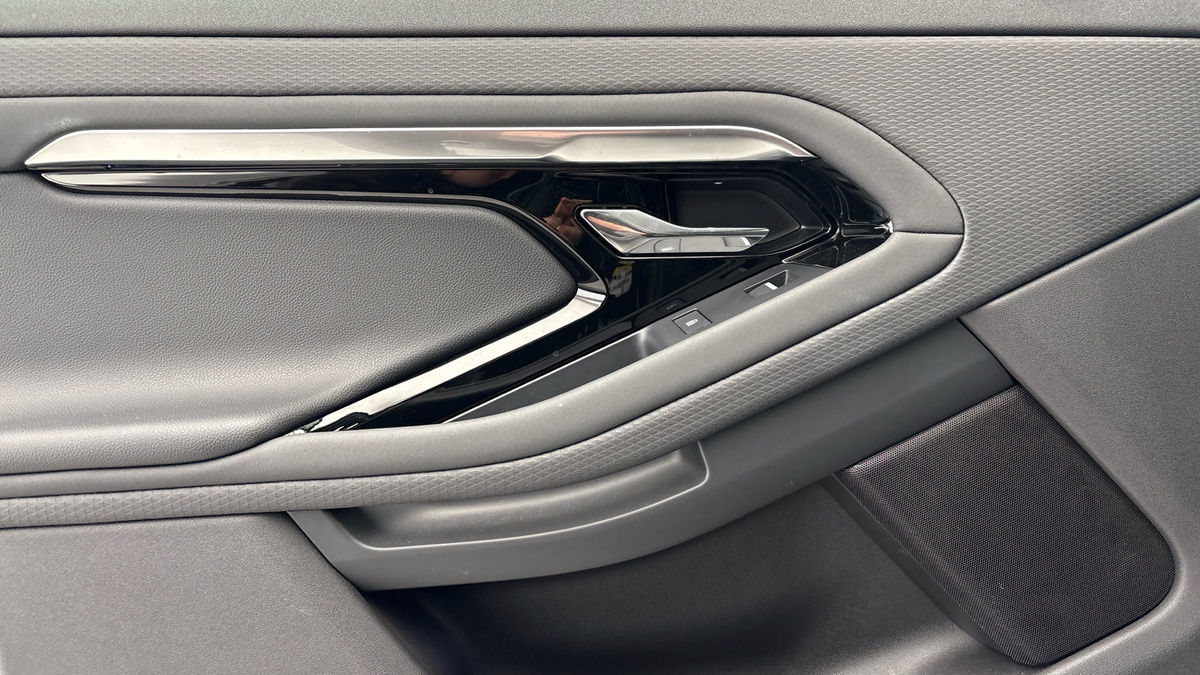 Land Rover Range Rover Evoque Urban Image 19