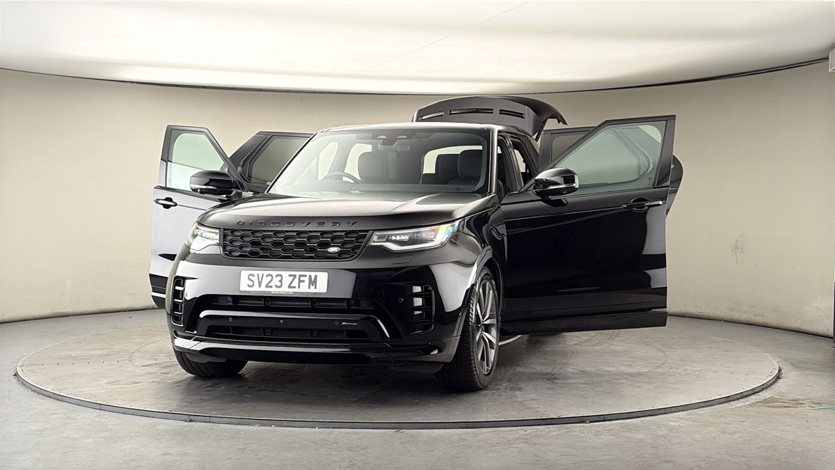 More views of Land Rover Discovery