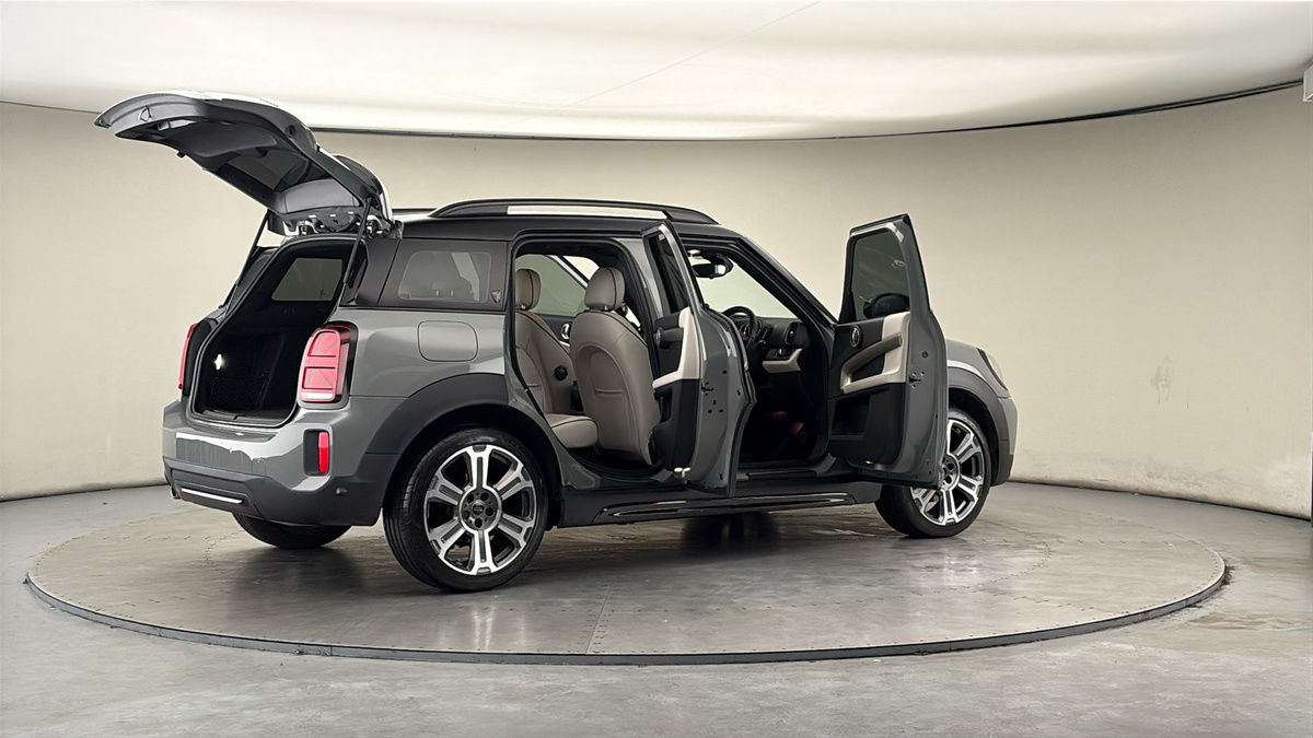 More views of MINI Countryman