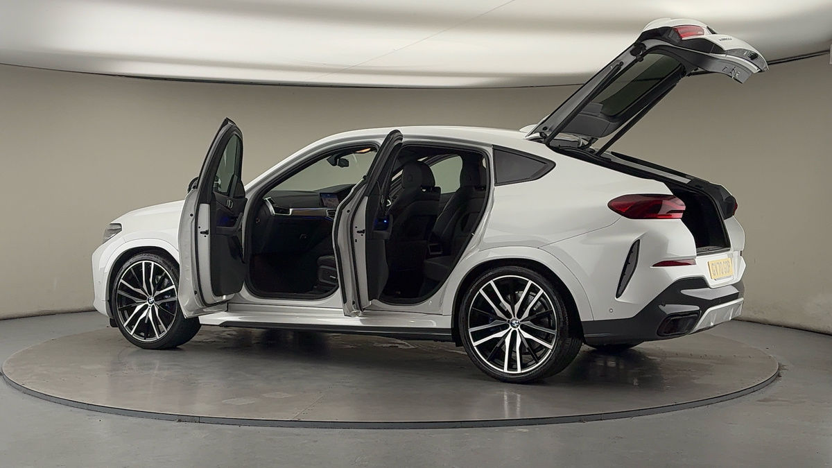 More views of BMW X6