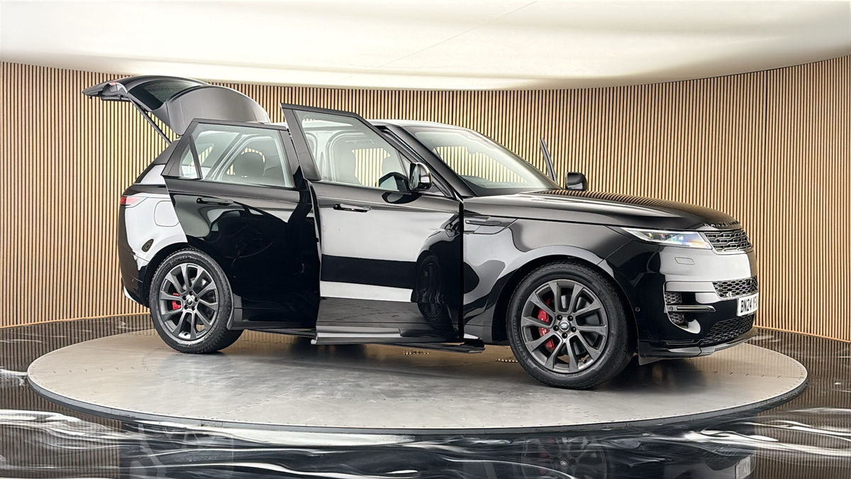 More views of Land Rover Range Rover Sport