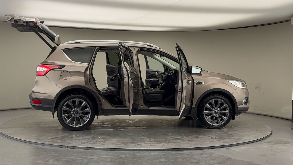 More views of Ford Kuga